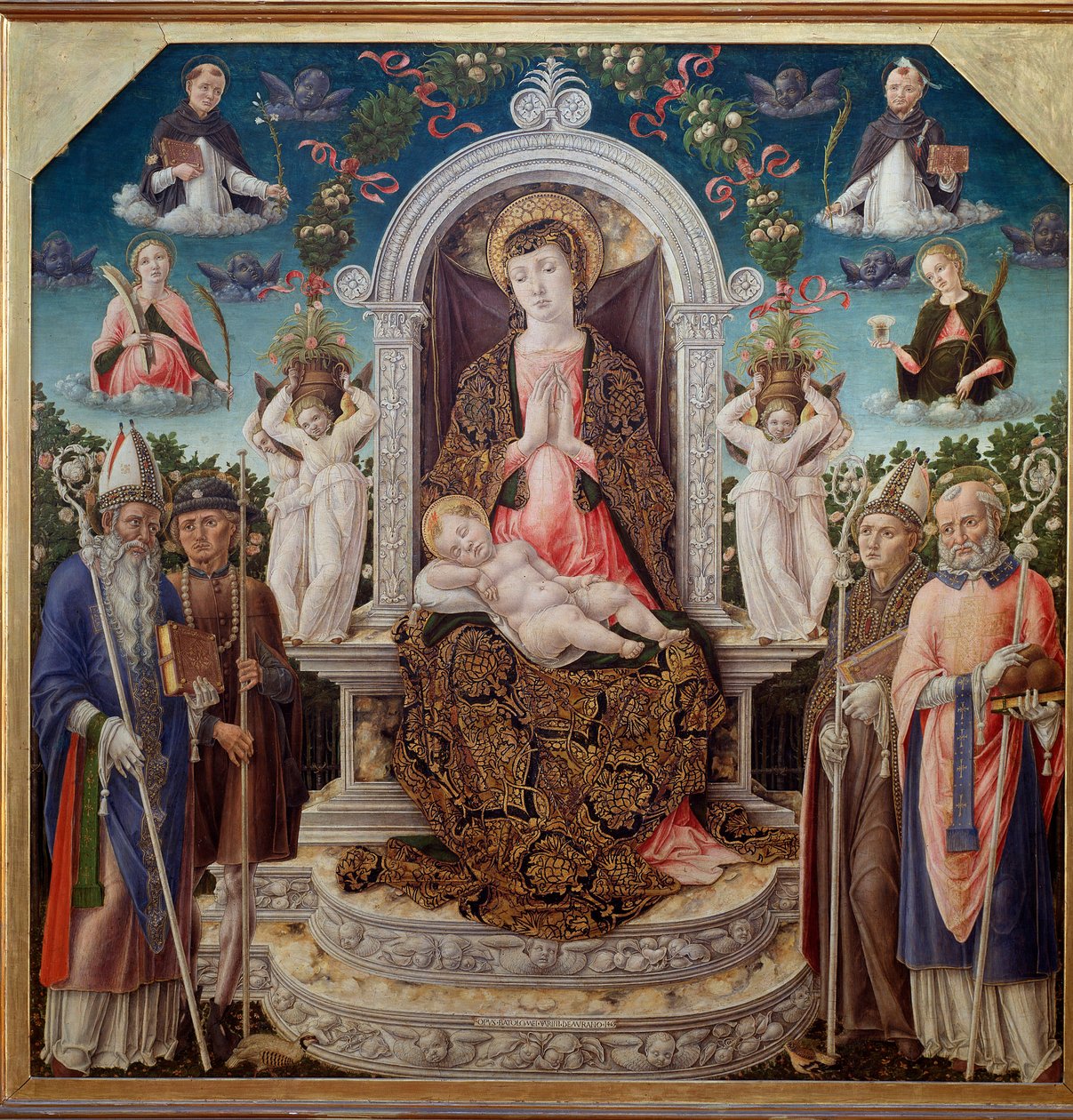 Jungfru och barn på tronen omgiven av Saint Augustine, Saint Roch, Saint Louis av Toulouse (Anjou), Saint Nicholas of Myre och i himlen Saint Catherine, Saint Dominica, Saint Peter the Martyr (Verona) och Saint Mary Madeleine (Jungfru med barn kvickhet av Bartolomeo Vivarini