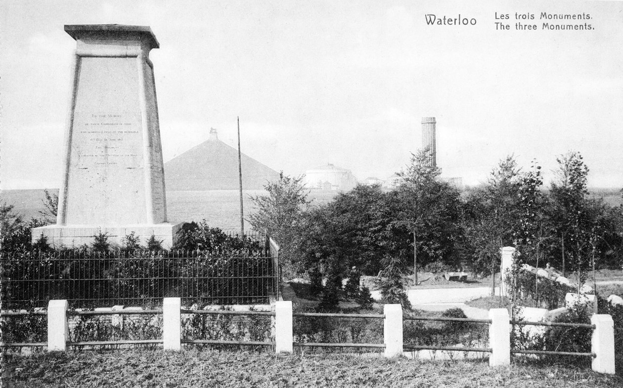Tre monument uppförda för att fira slaget vid Waterloo, jubileumsvykort c.1912 (photolitho) av Belgian Photographer