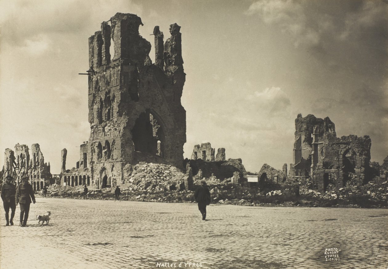 Ypres hallar av Belgian Photographer