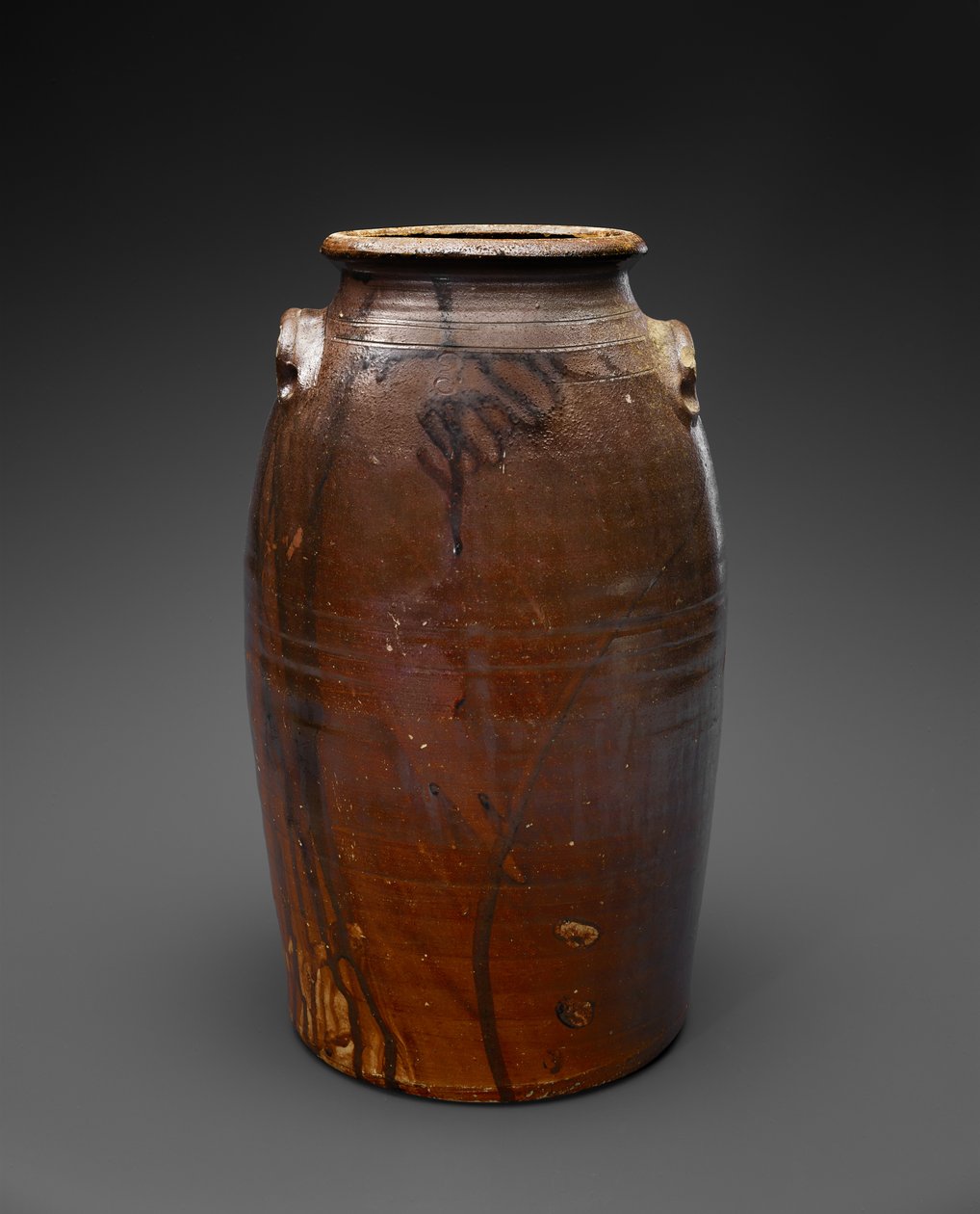 Churn, c. 1880 (glidglaserat stengods) av Benjamin Franklin (attr.to) Kirkland