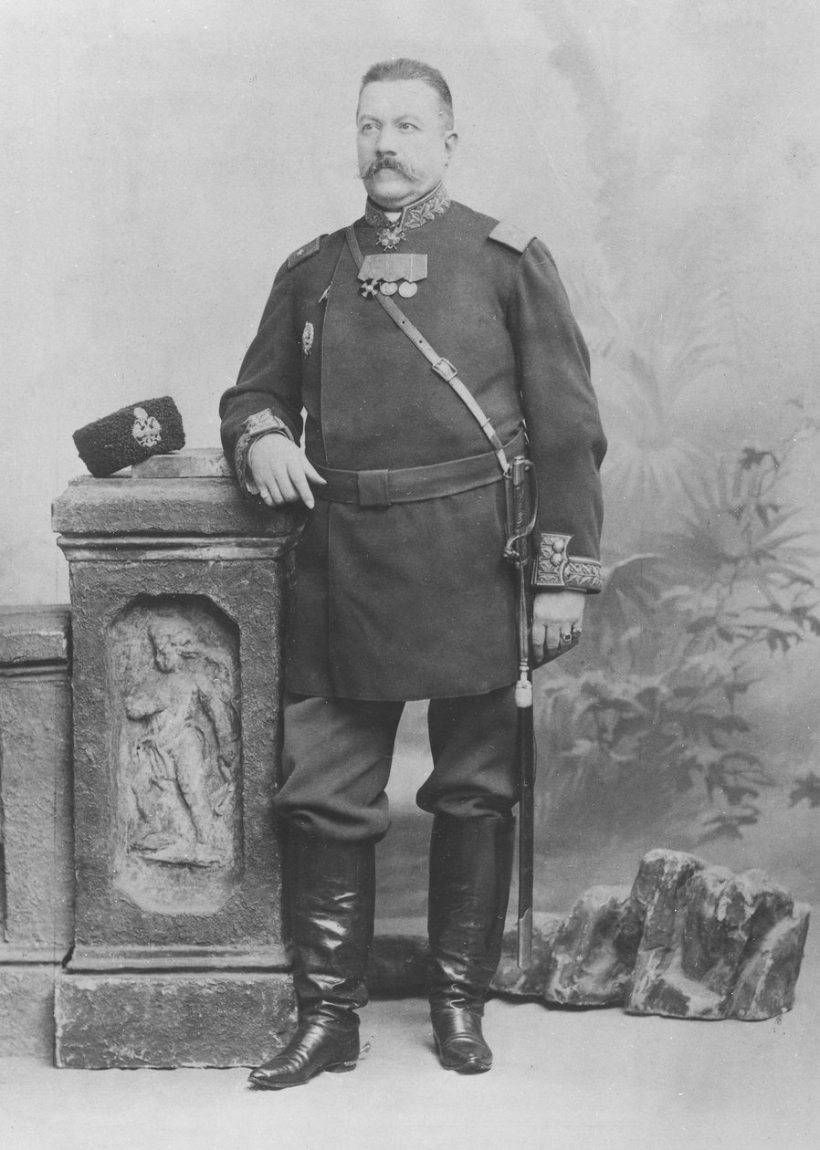 Porträtt av general E. Alex de Pogojeff av Benque Studio