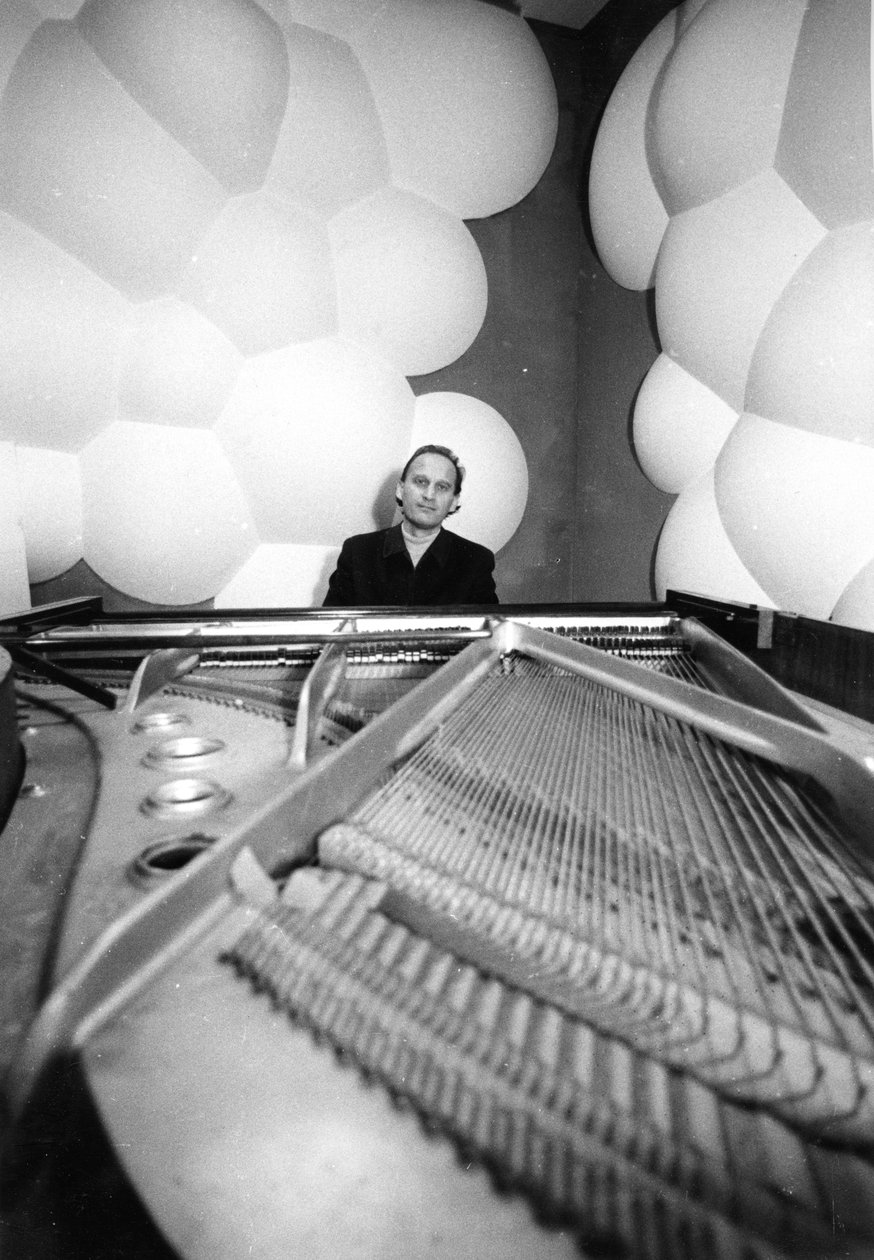 Ivo MALEC av Bernard Perrine