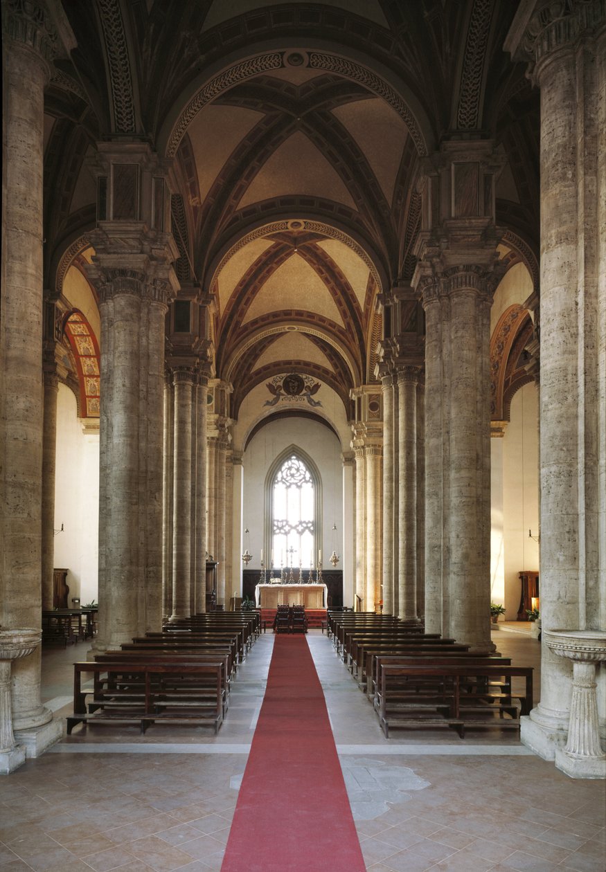 Interiörvy av kyrkan Pienza av Bernardo Rossellino