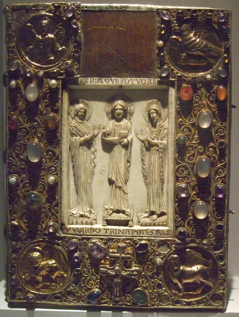 Front cover of an evangeliar of bishop Bernward av Bernward Evangeliar Hildesheim Hildesheim