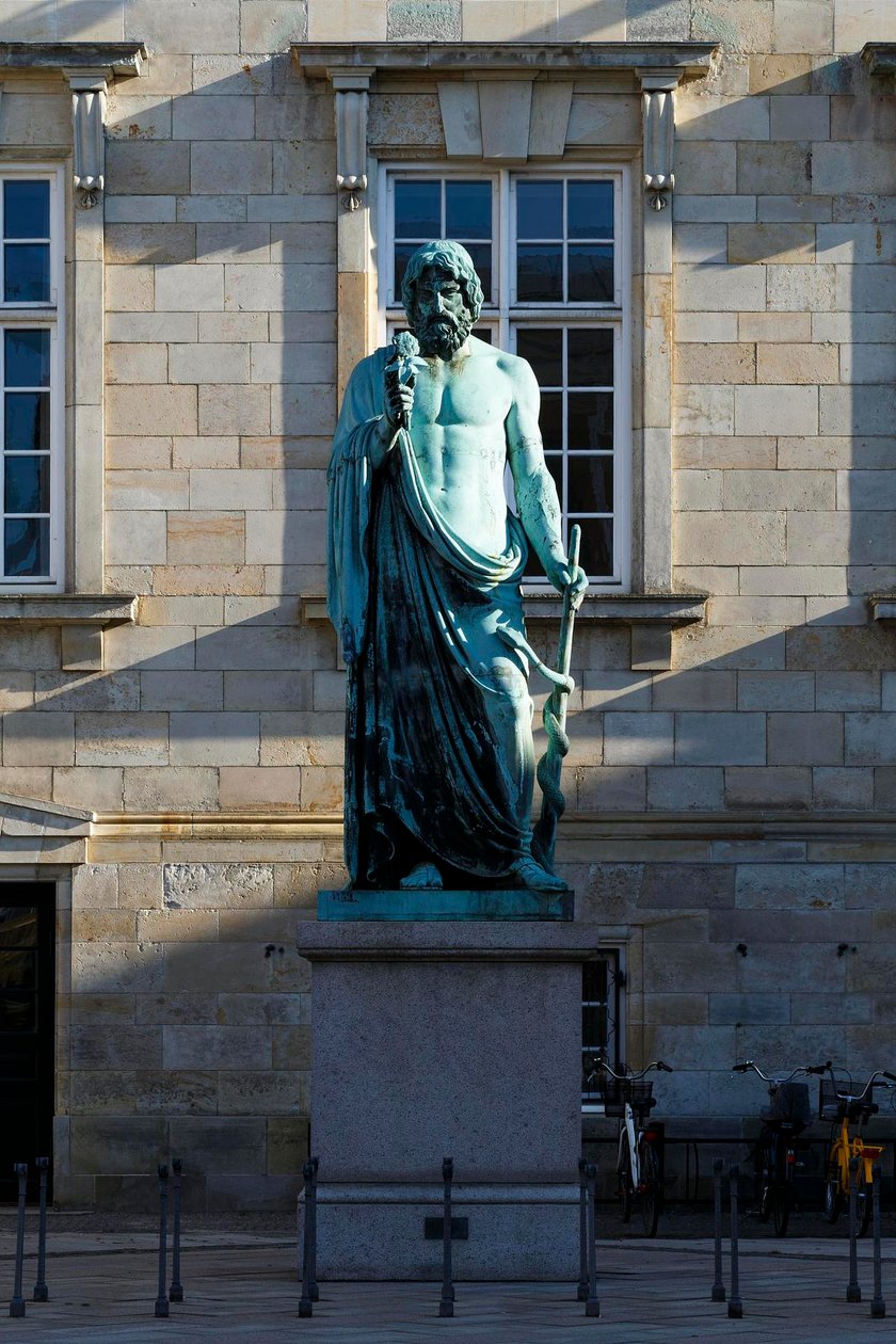 Asklepios av Bertel Thorvaldsen