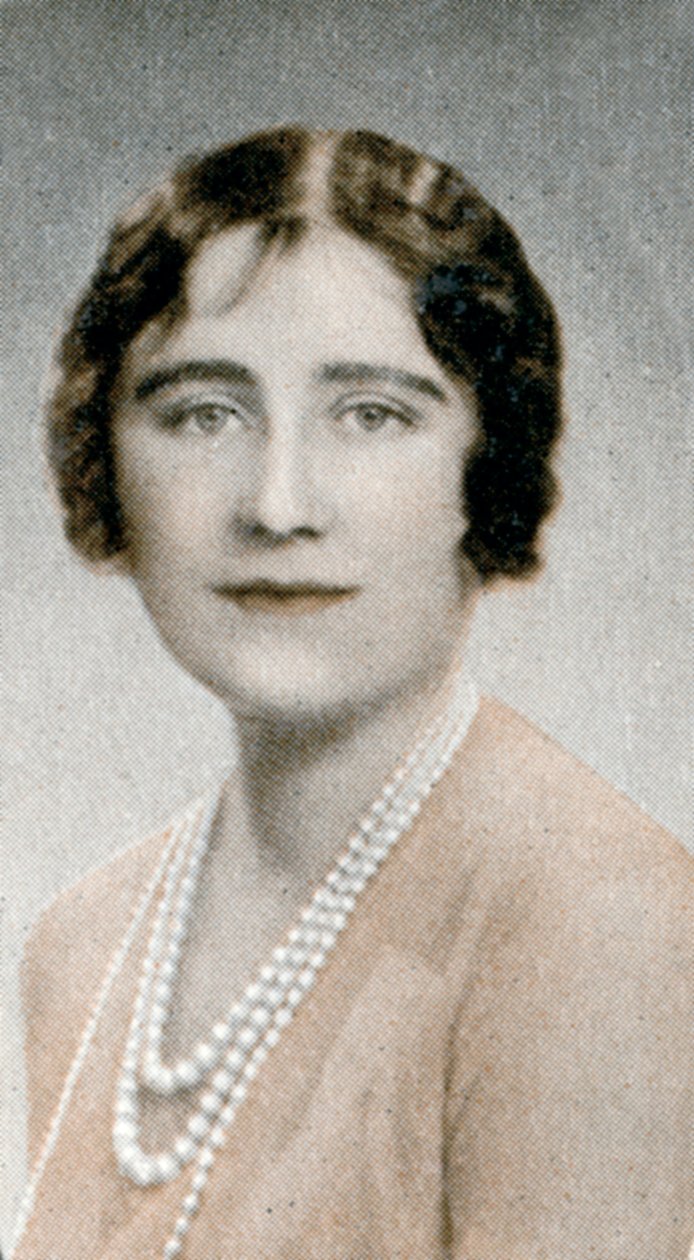 HKH Hertiginnan av York 1900-2002, 1935. av Bertram Park
