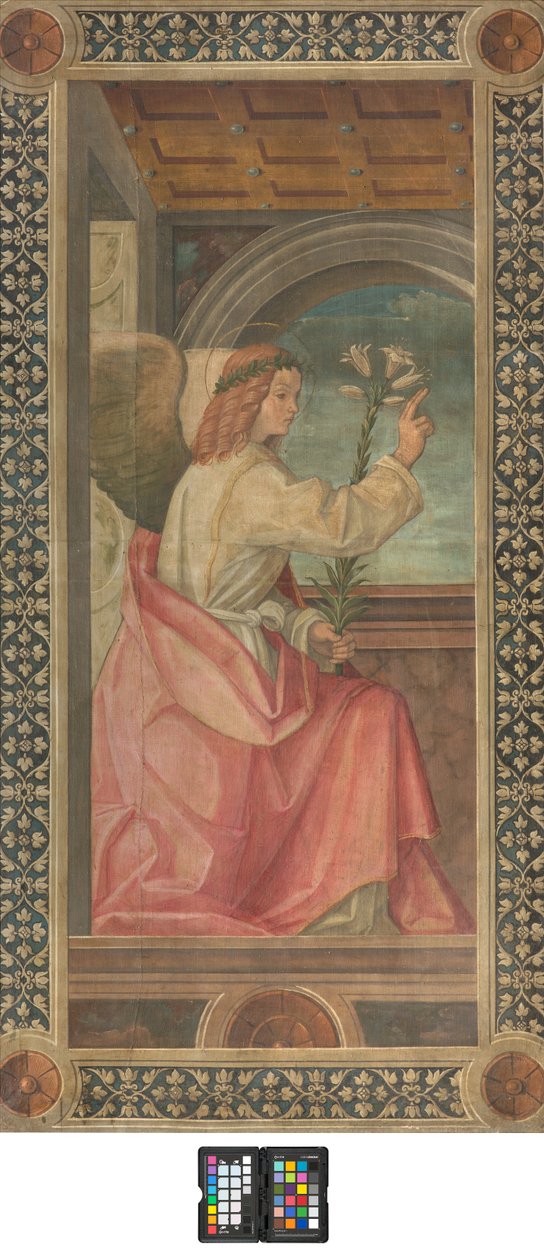 Contofacade södra tvärskeppet, Boccaccio Boccaccino, Bebådelsedetalj av ängeln, tidigt 1600-tal, fresk sliten av Boccaccio Boccaccino