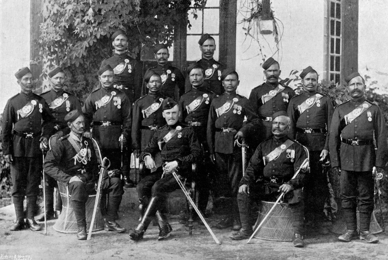 Infödda officerare från 44:e Gurkhas, indiska armén, 1896 av Bourne and Shepherd