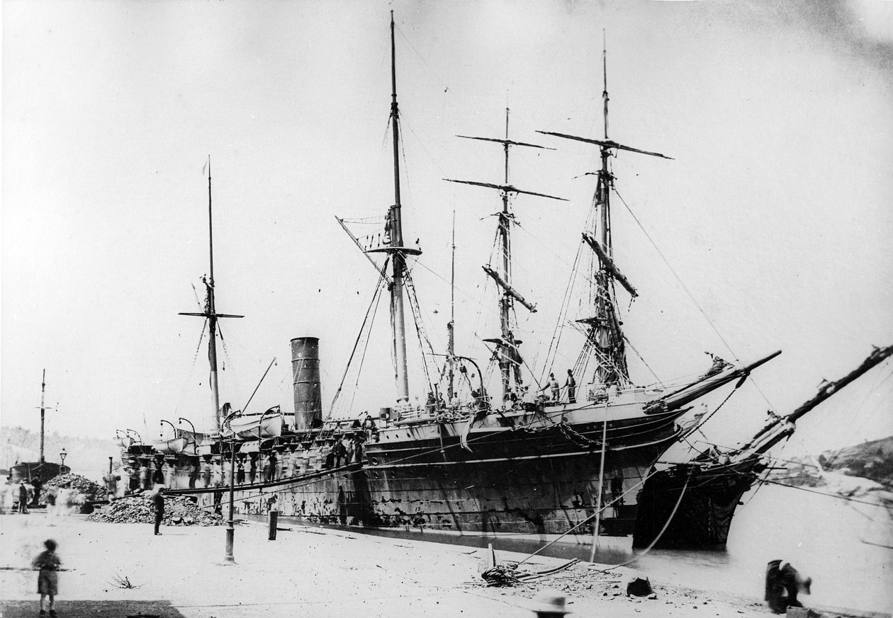 HMS Ebro vid St Lucia Coaling Station, ca 1880-talet av British Photographer