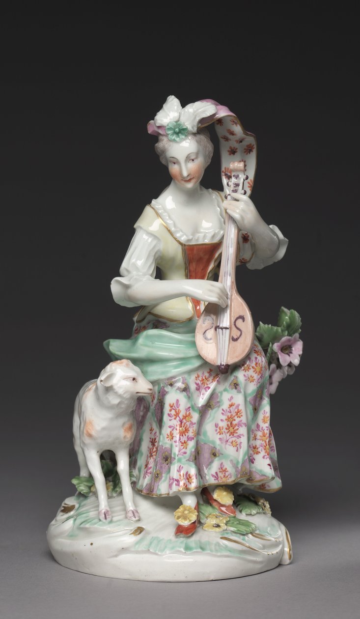 Sittande musiker, Derby Porcelain Factory, ca 1765 (mjukt klistrat porslin) av British School