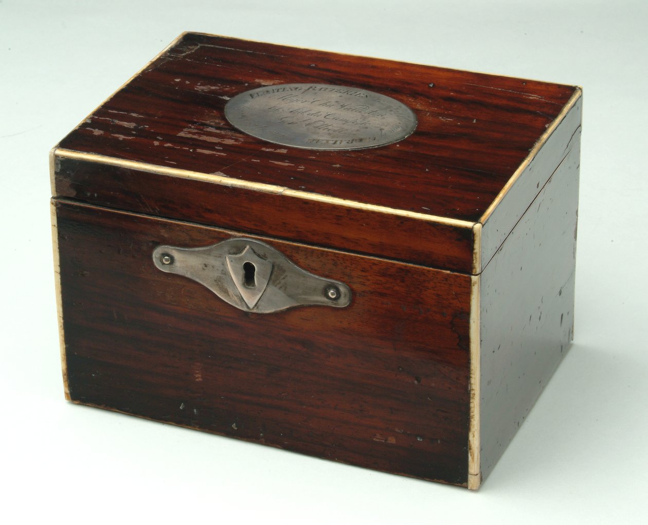 Tea caddie, 1783 ca av British School