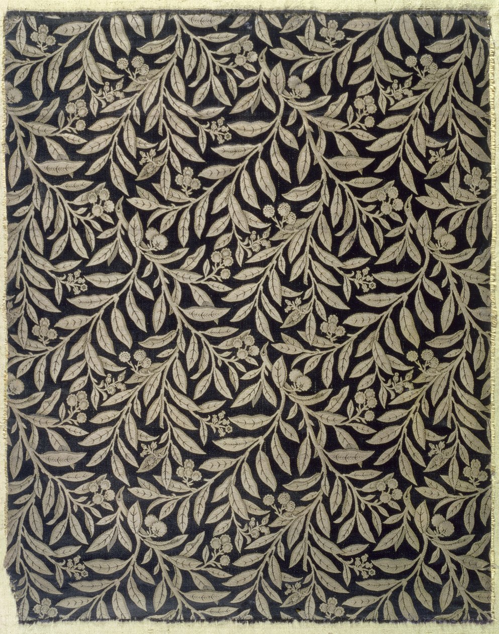 Frukter och löv, tillverkade av Warner & Ramin, ca 1875 (vävd silkesvävnad) av Bruce James Talbert
