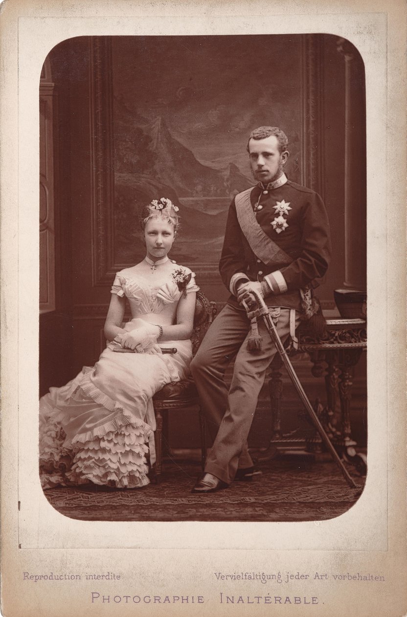 Kronprins Rudolf med prinsessan Stephanie av Belgien i samband med deras förlovning..., 1880. av Brussels . Photo studio Geruzet Frères