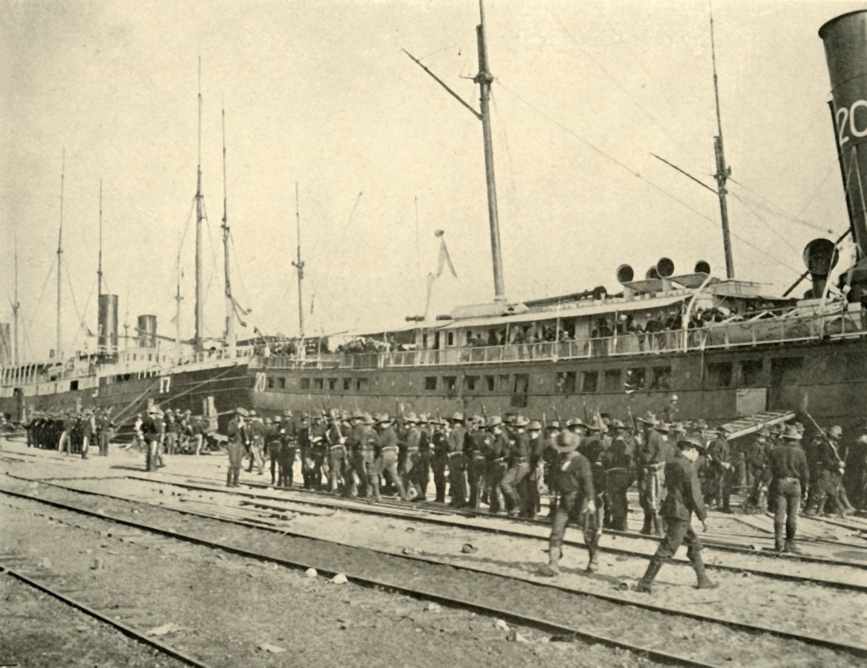 13:e infanteriet efter övning, spansk-amerikanska kriget, juni 1898, 1899. av Burr McIntosh