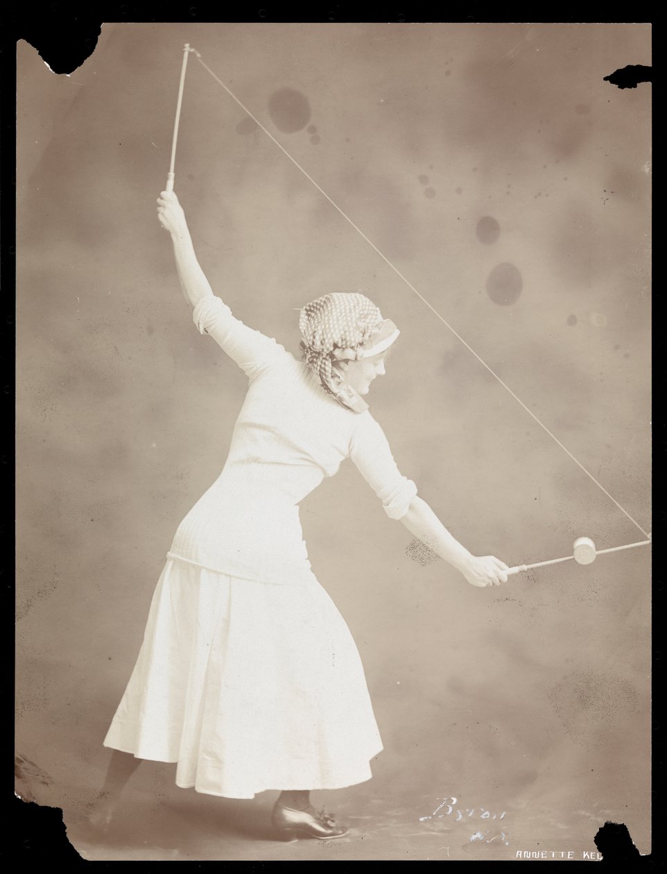 Annette Kellerman, ca 1900 (silvergelatintryck) av Byron Company