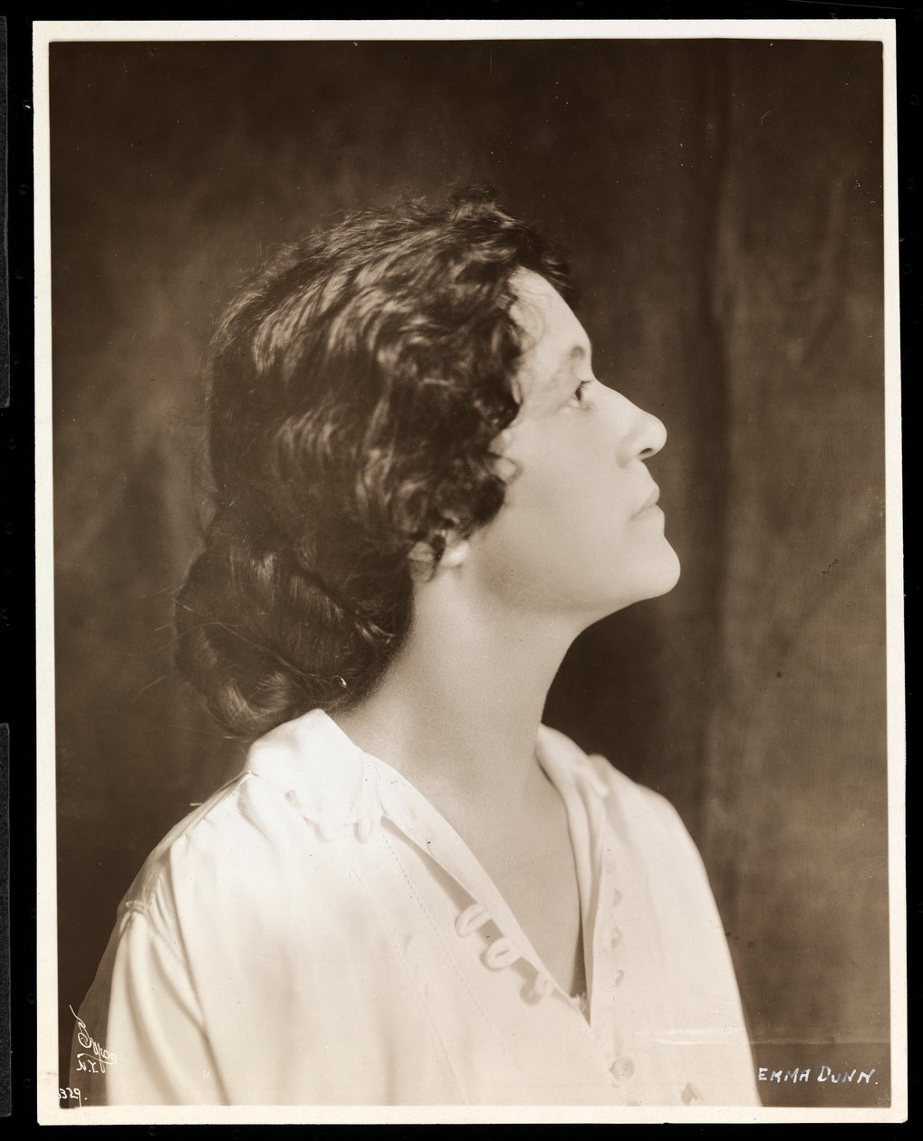 Emma Dunn, ca 1915 (silvergelatintryck) av Byron Company