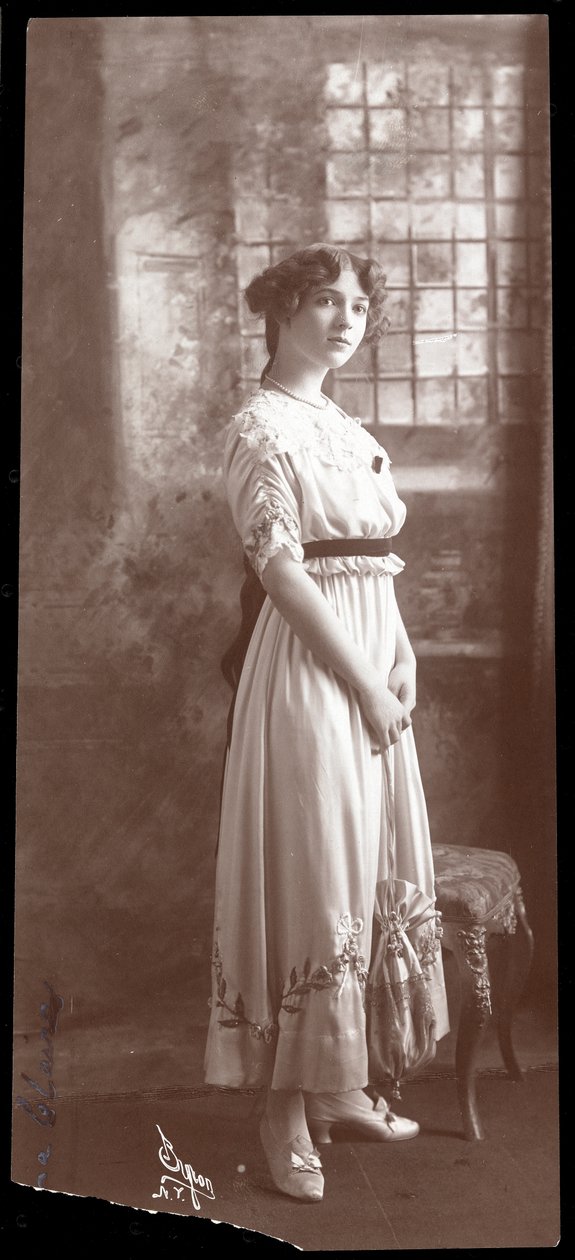 Porträtt av Ina Claire (silvergelatintryck) av Byron Company