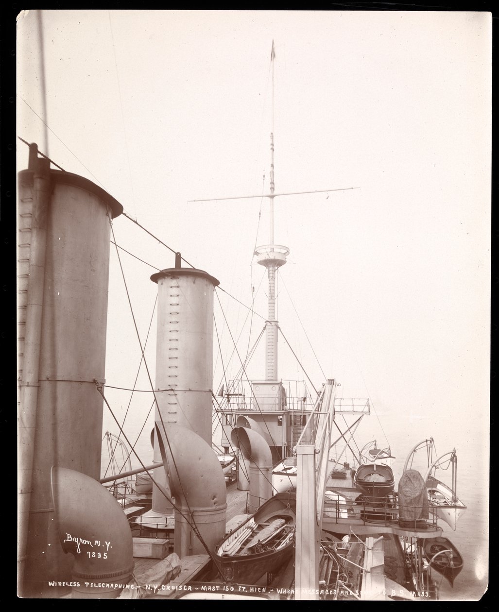 Wireless Telegraphing: Den 150 fot långa masten från vilken Marconis trådlösa signal skickades till Boston, Massachusetts, 1899-1900 (silvergelatintryck) av Byron Company