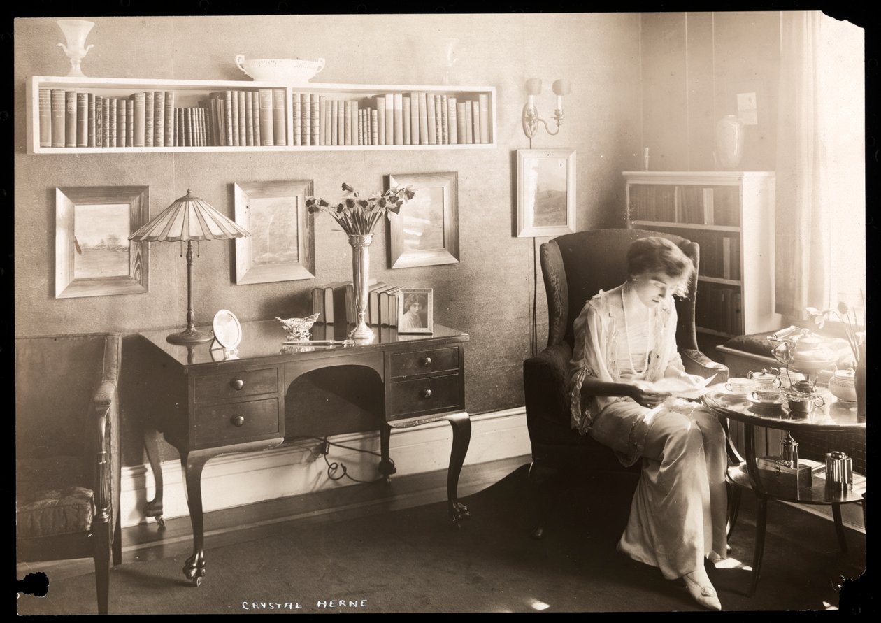 Crystal Herne, ca 1905 (silvergelatintryck) av Byron Company