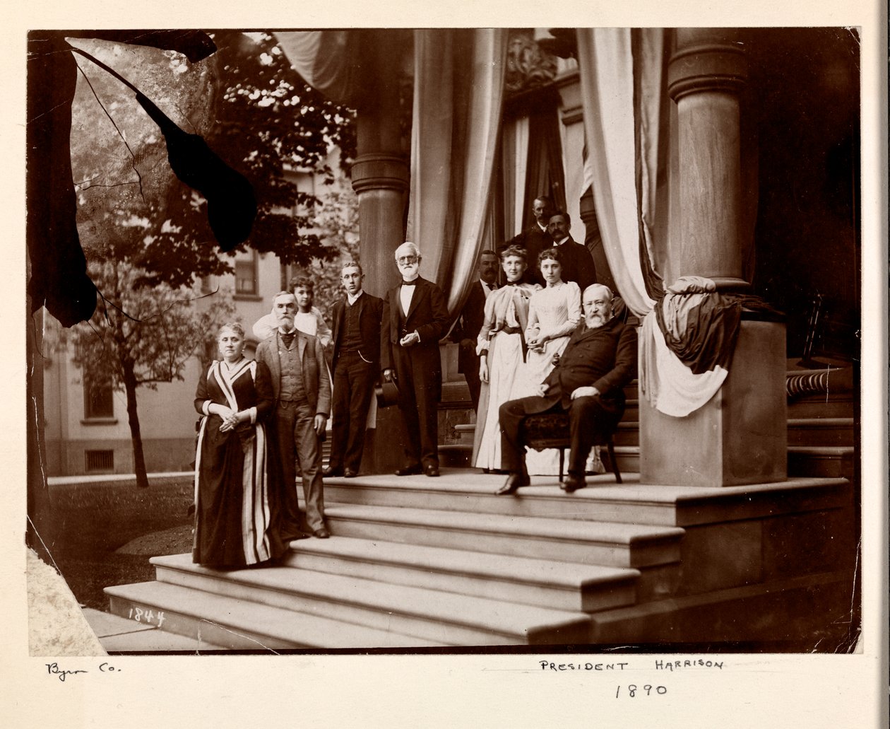 President Benjamin Harrison och grupp, 1890 (silvergelatintryck) av Byron Company