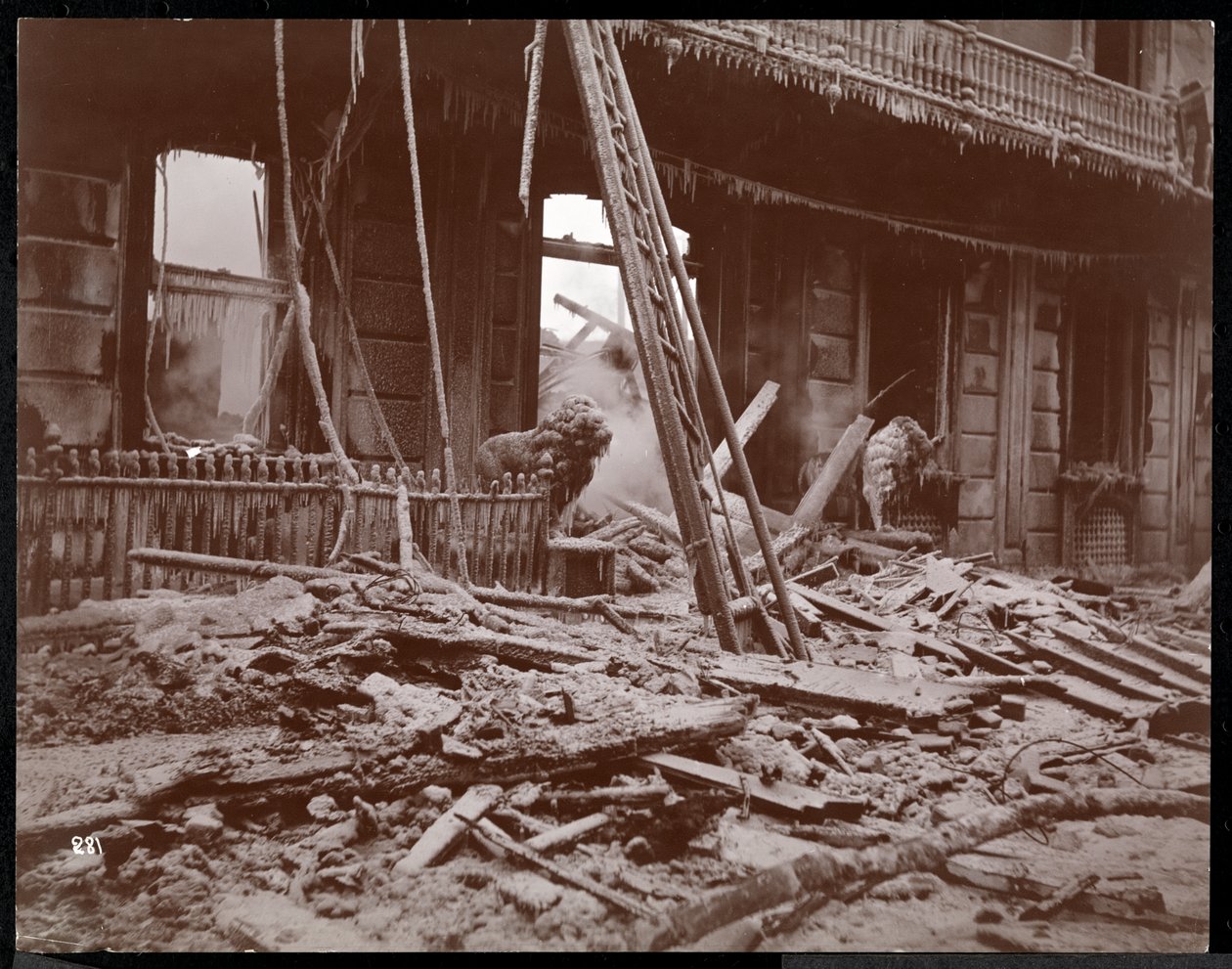 Ruinerna av Delavan House hotel, Albany, New York, 1894 (silvergelatintryck) av Byron Company