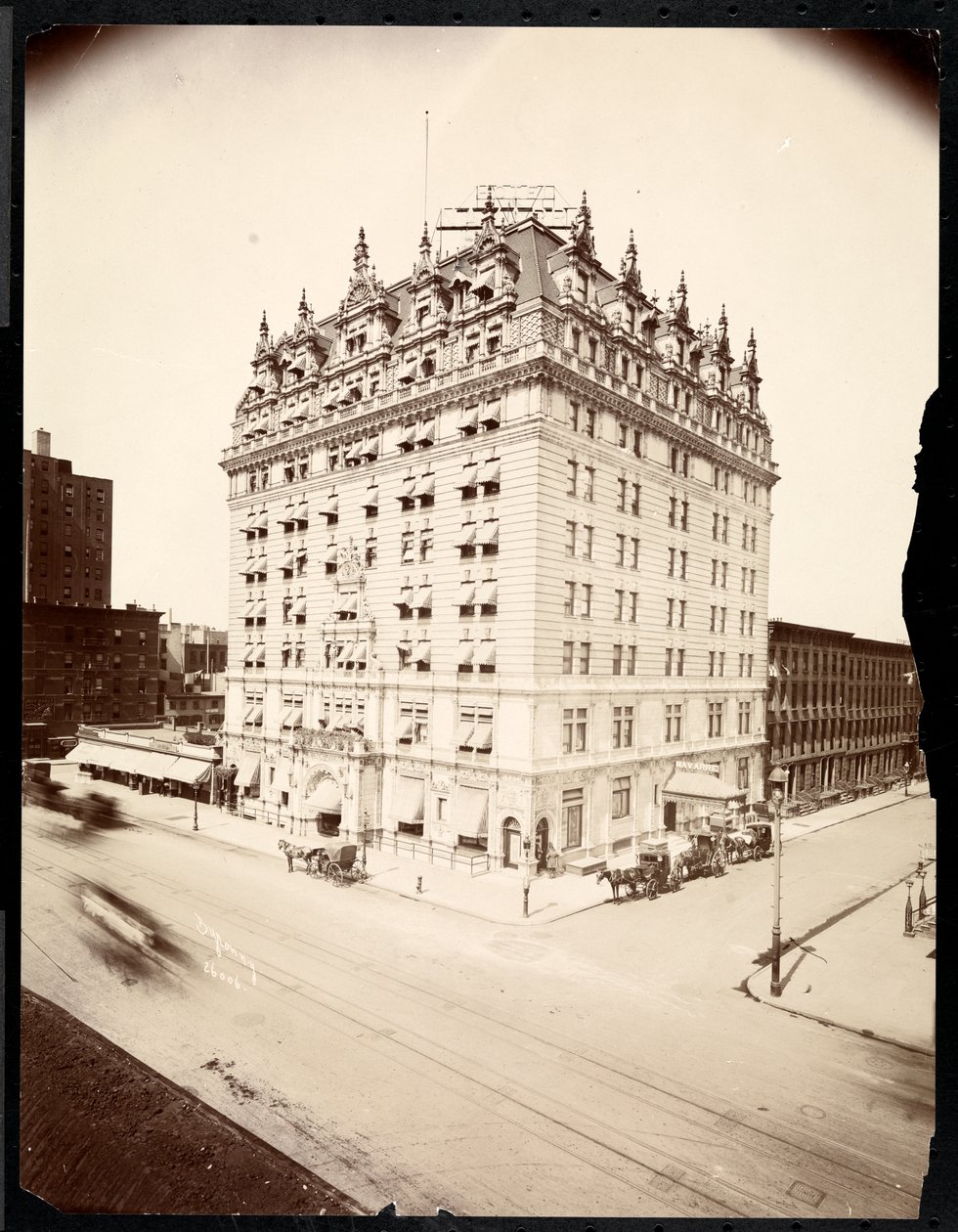 The Hotel Navarre, 7th Avenue och 38th Street, New York, 1908 (silvergelatintryck) av Byron Company