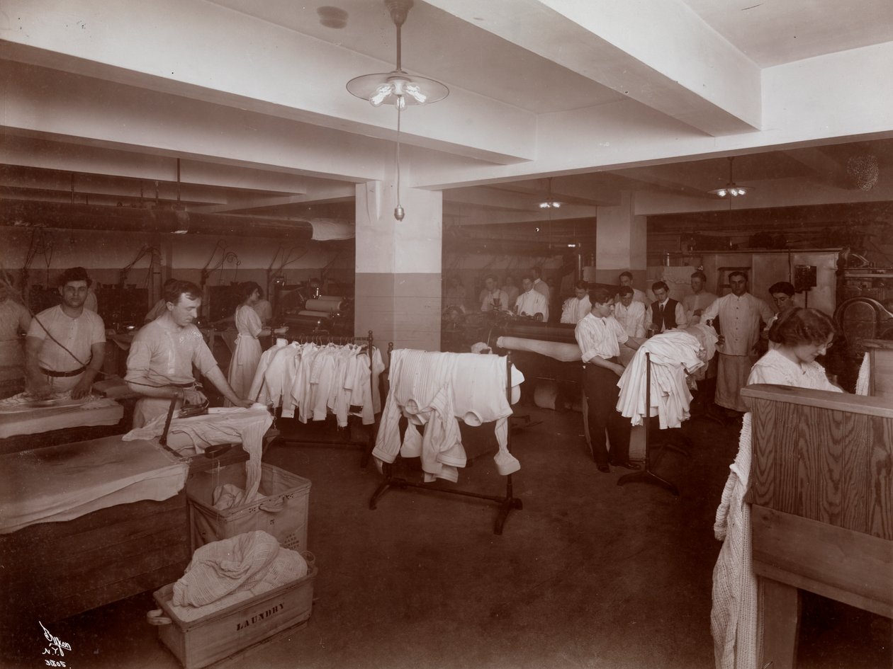 Tvättstugan på Hotel McAlpin, 1913 (silvergelatintryck) av Byron Company