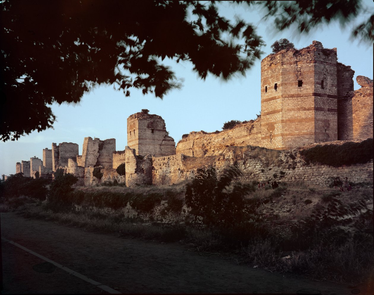 Theodosian Wall, byggd under Theodosius II:s regeringstid (408-50) i AD 412-22 av Byzantine