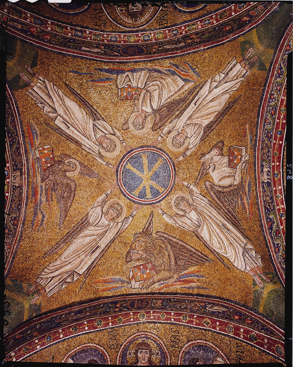 Fyra änglar med evangelisternas symboler som omger Kristi chi-rho monogram, från valvet i ärkestiftets kapell (mosaik) av Byzantine School