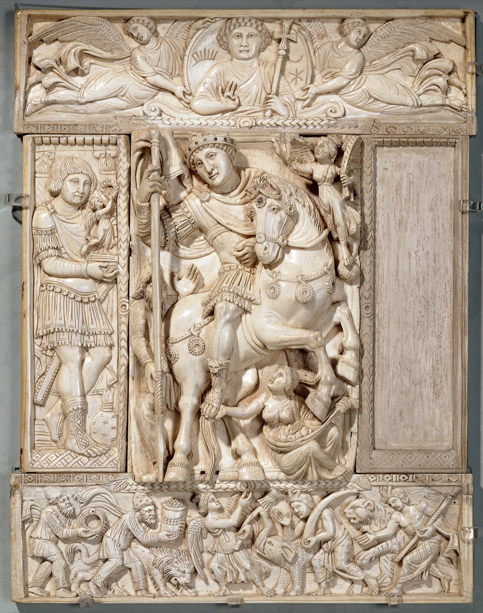 Kejsaren Triumphant, känd som Barberini-elfenbenet, 500-550 e.Kr. av Byzantine School