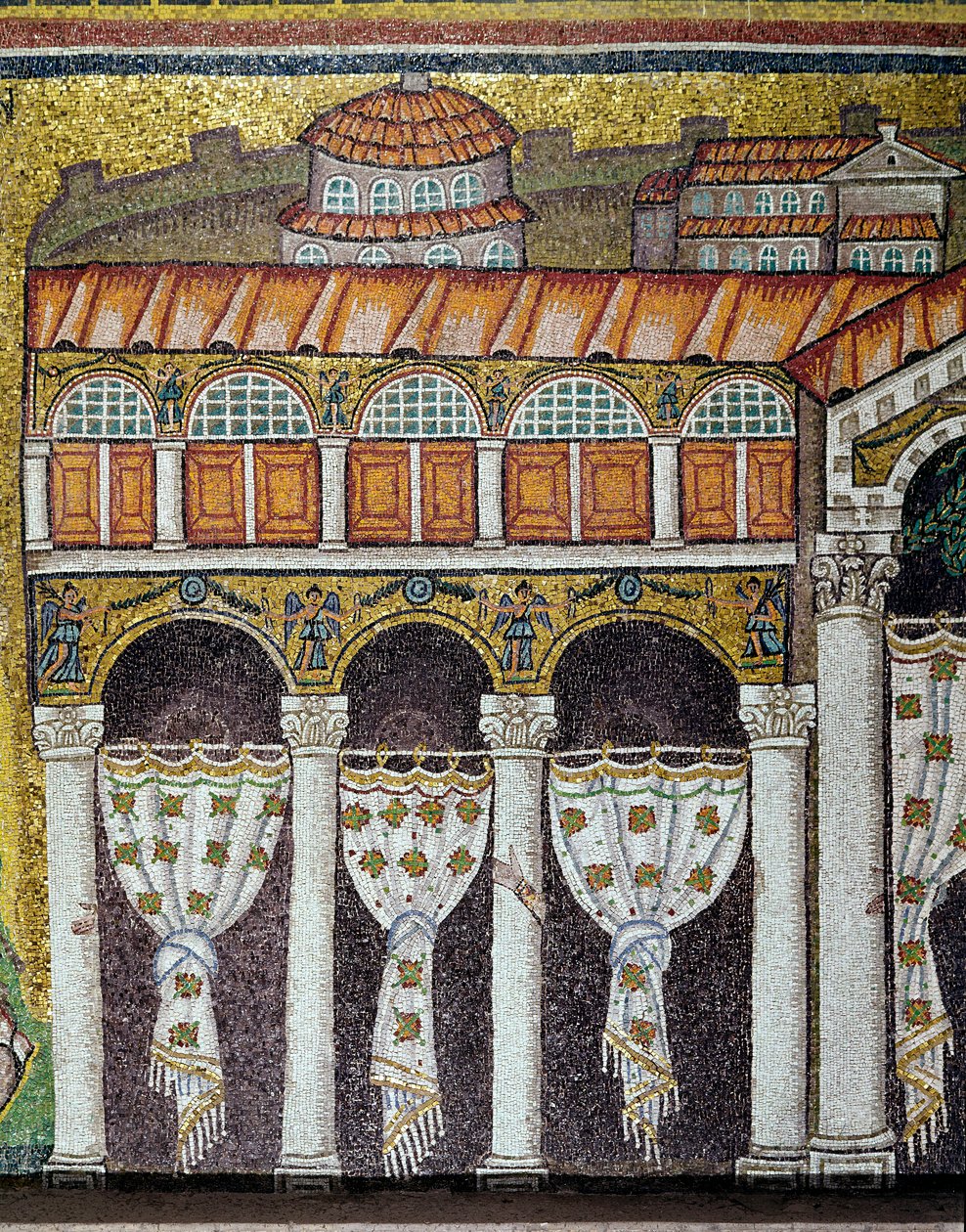 Vy över den bysantinske kejsaren Theodorik den stores palats. Detalj. Sidomosaik i mittskeppet, basilikan Sant