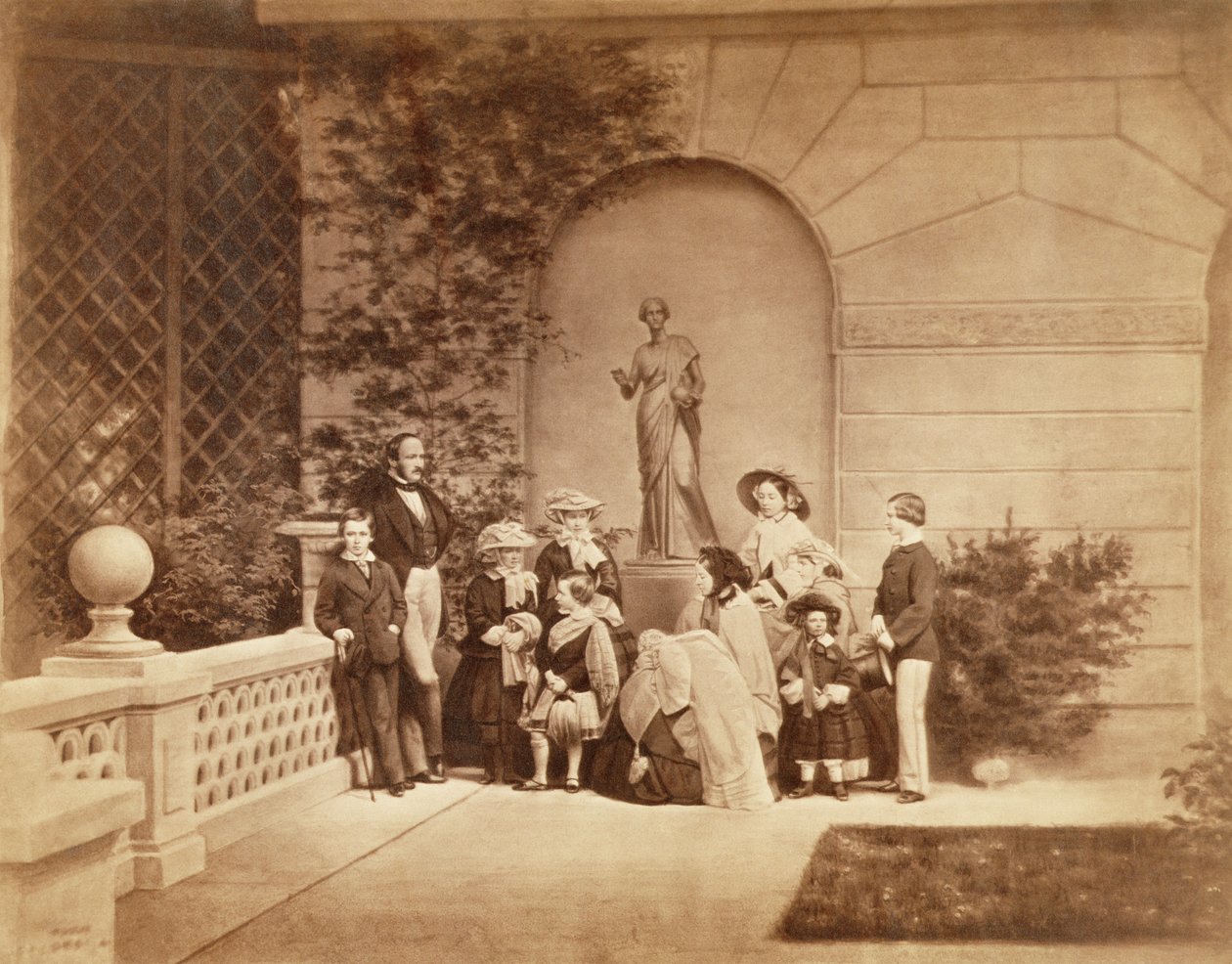 Porträtt av kungafamiljen i Osborne House, 1857 (sepiafoto) (se 195000) av Caldesi and Montecchi