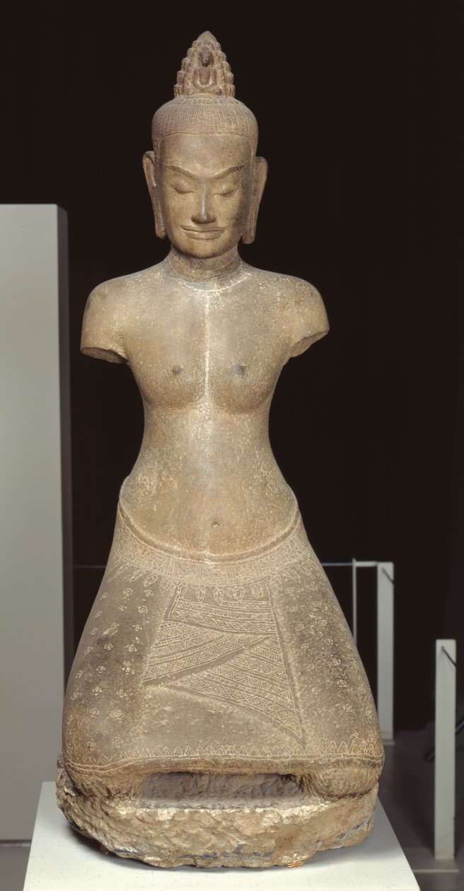 Staty av Jayarajadevi i skepnad av den buddhistiska gudomen Tara eller Prajnaparamita (sandsten) av Cambodian School