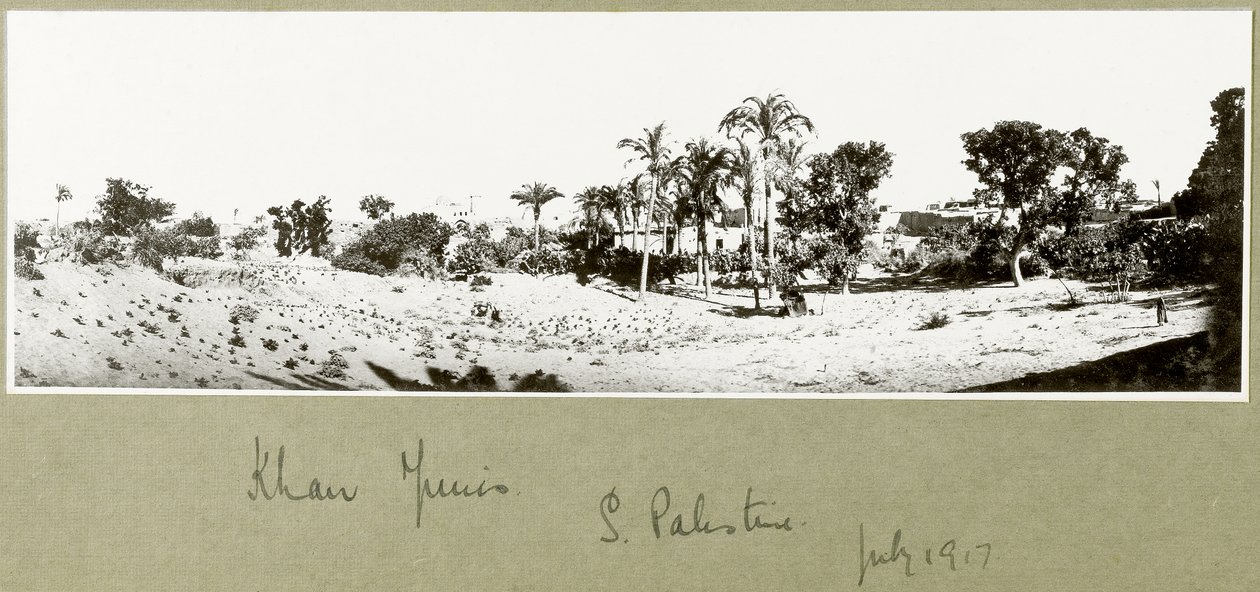 Khan Yunis, södra Palestina, juli 1917 av Capt. Arthur Rhodes