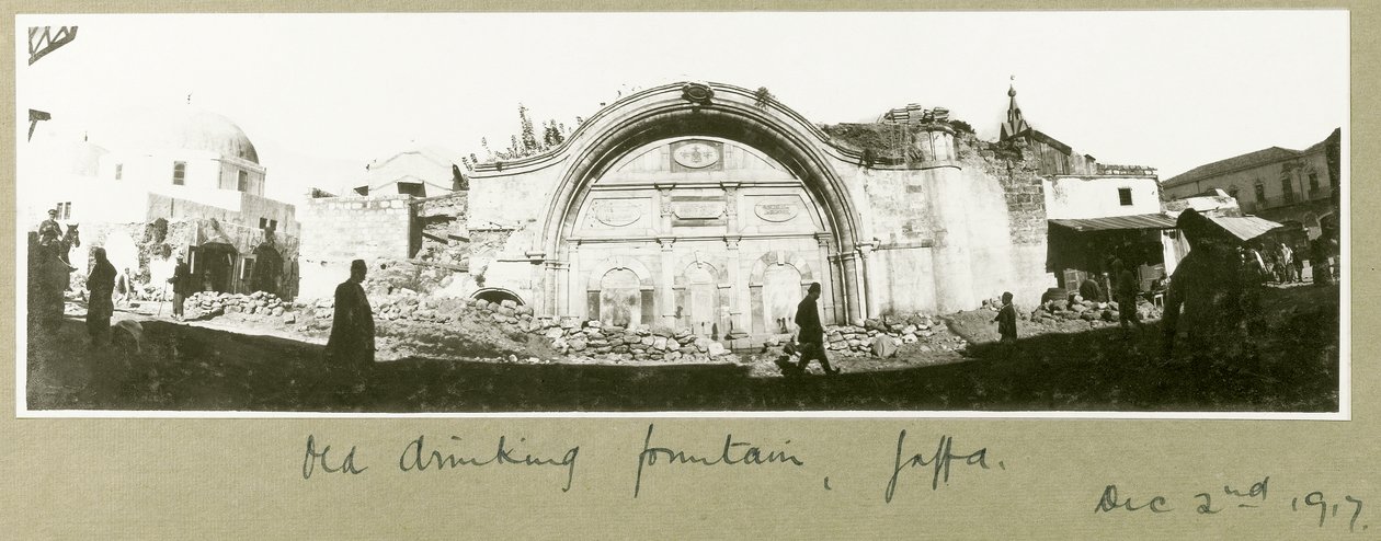 Gammal dricksfontän, Jaffa, 2 december 1917 av Capt. Arthur Rhodes