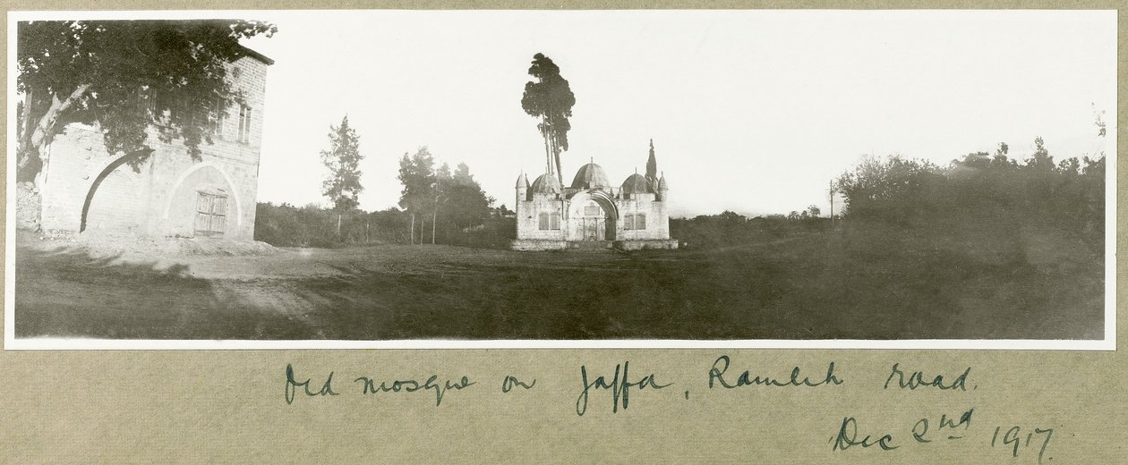 Gammal moské på Ramleh Road, Jaffa, 2 december 1917 av Capt. Arthur Rhodes
