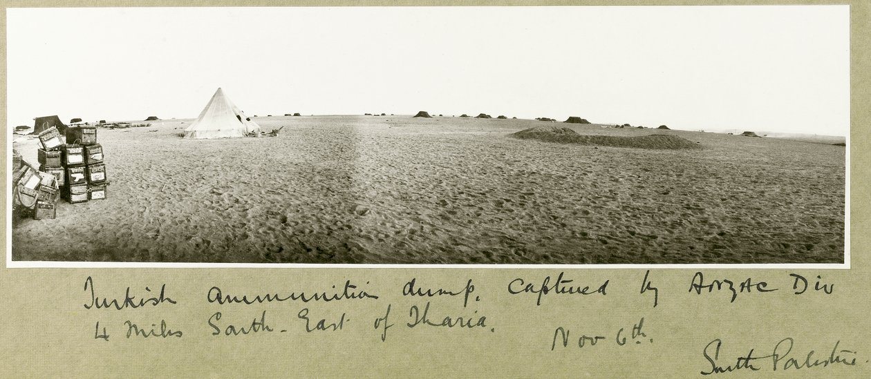 Turkisk ammunitionsdump, fångad av ANZAC-divisionen, 6 mil sydost om Tharia, 6 november 1917 av Capt. Arthur Rhodes