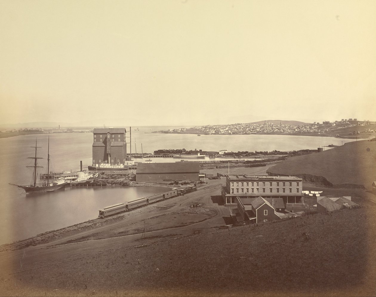 Stad Vallejo från södra Vallejo, Solano County av Carleton E. Watkins