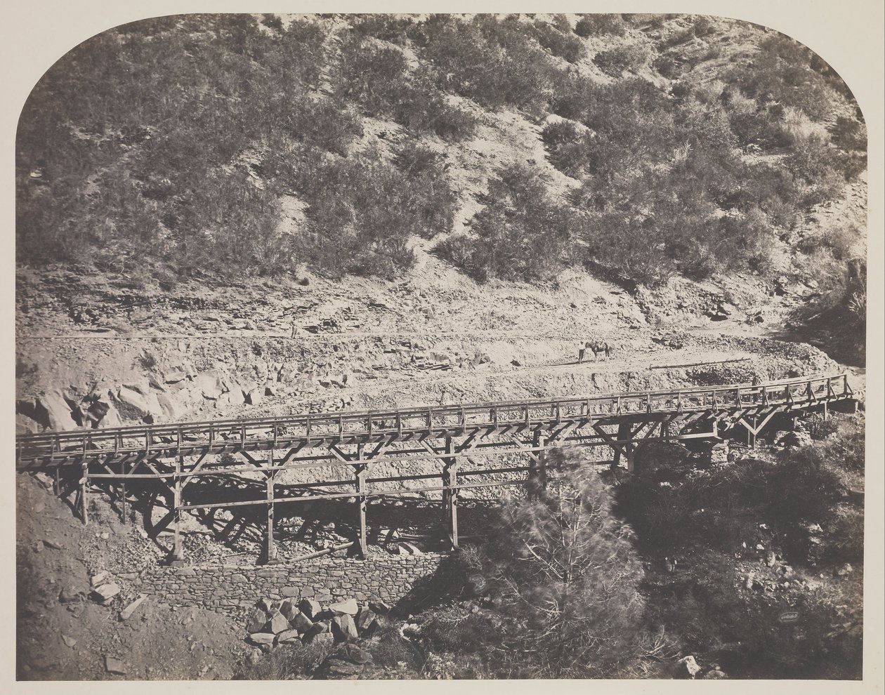 Järnvägsbron, Cape Horn, Mariposa County av Carleton E. Watkins