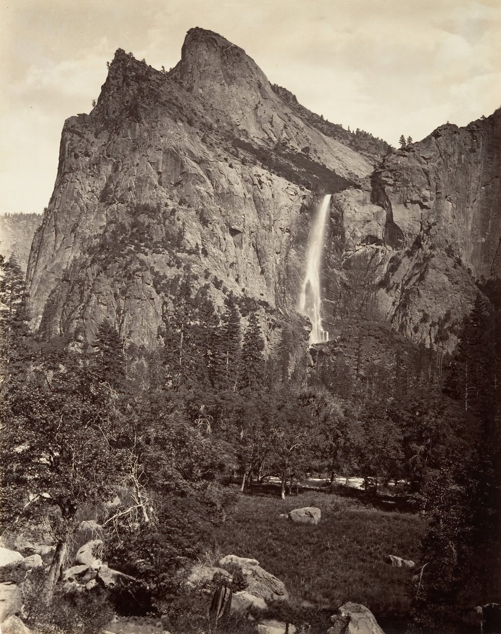 Bridal Veil Fall, 940 fot, Yosemite, ca. 1872, tryckt ca. 1876. av Carleton E. Watkins.