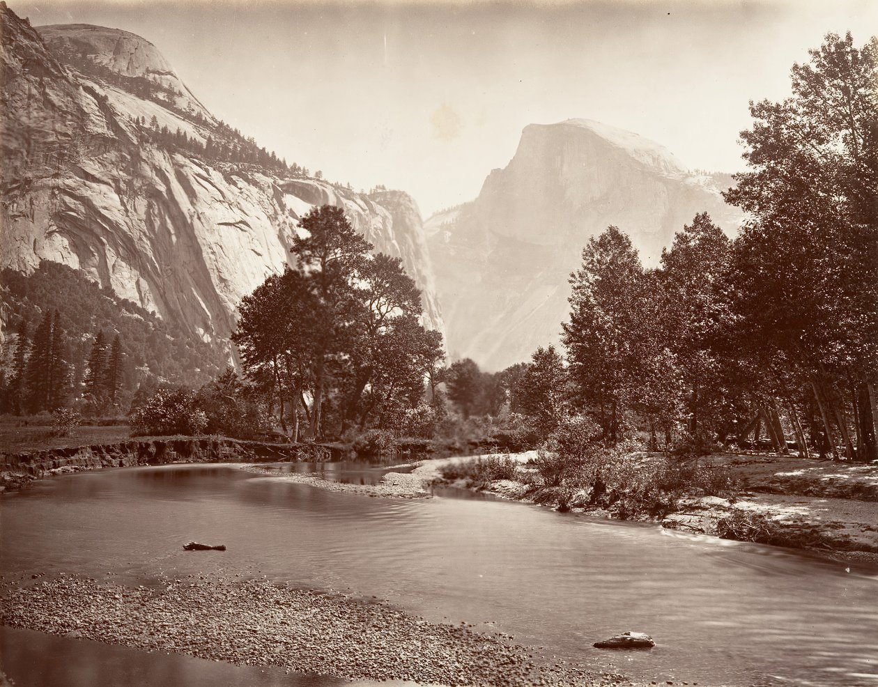 North och South Dome, Yosemite, ca. 1872, tryckt ca. 1876. av Carleton E. Watkins.