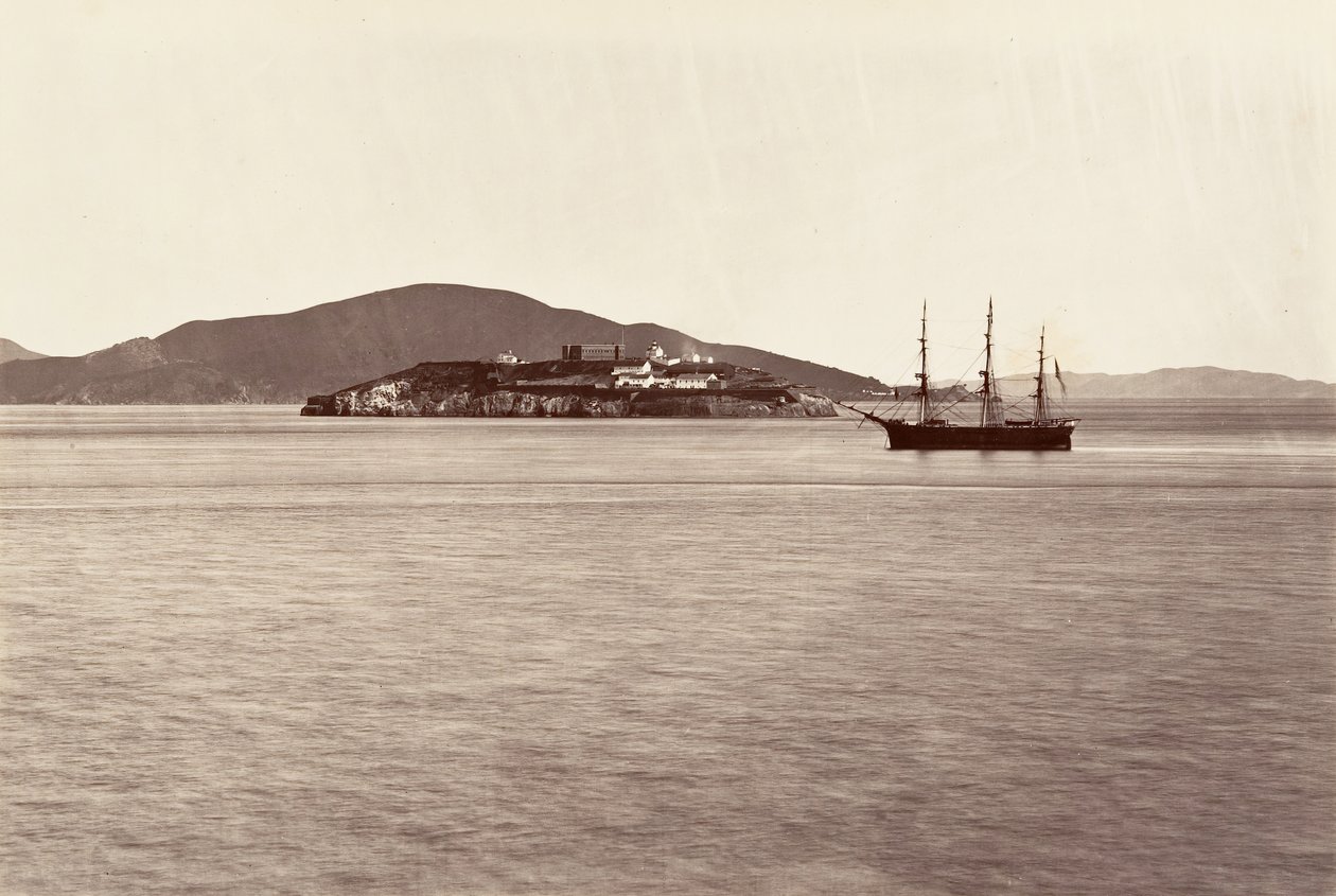 Alcatraz Island, San Francisco, 1868-69, tryckt ca. 1876. av Carleton Emmons Watkins