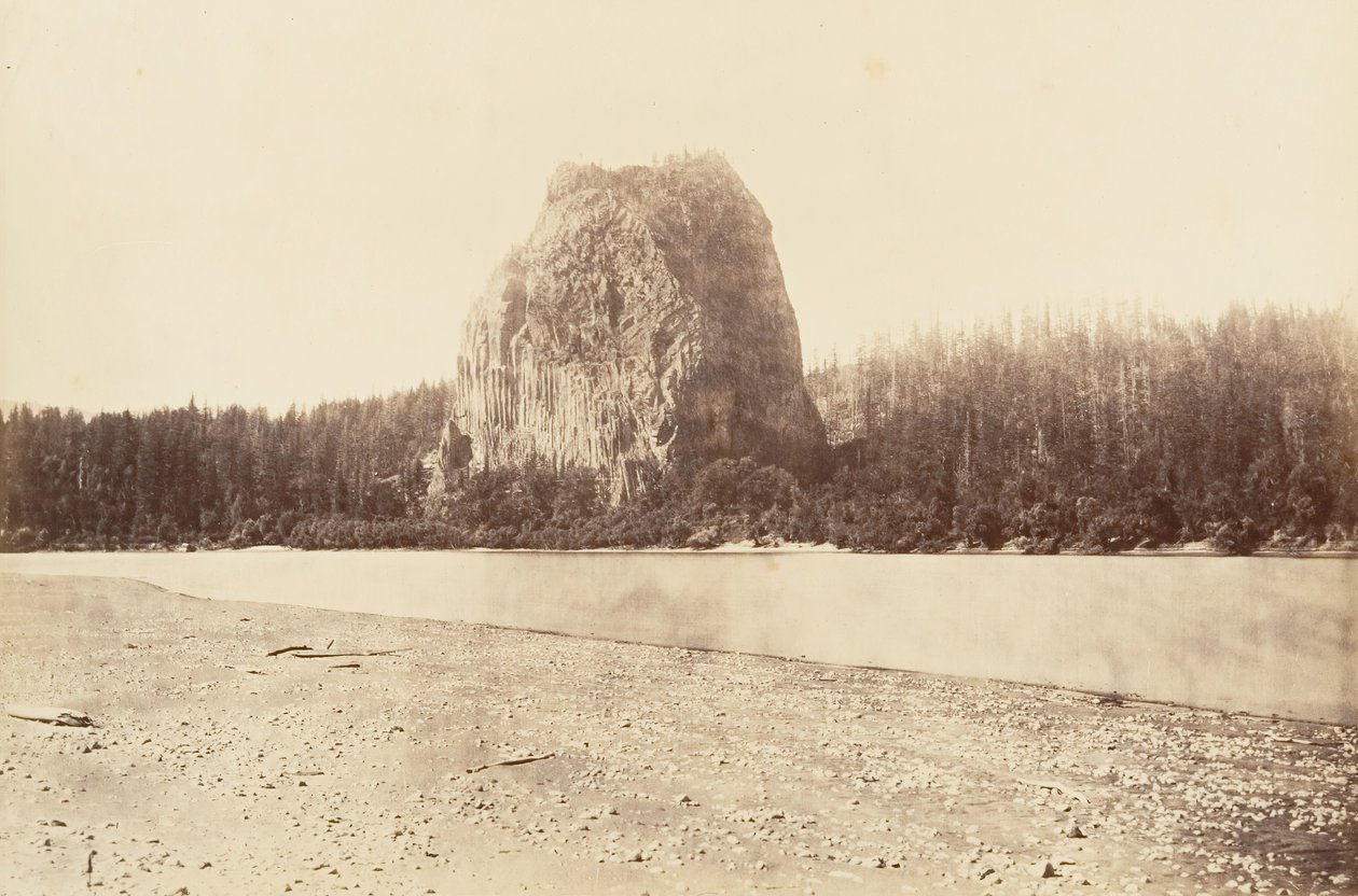 Castle Rock, Oregon, 1867, tryckt ca. 1876. av Carleton Emmons Watkins
