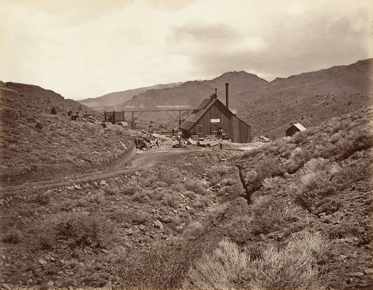 Sutro Tunnel Shaft nr. 3, 1875, tryckt ca. 1876. av Carleton Emmons Watkins