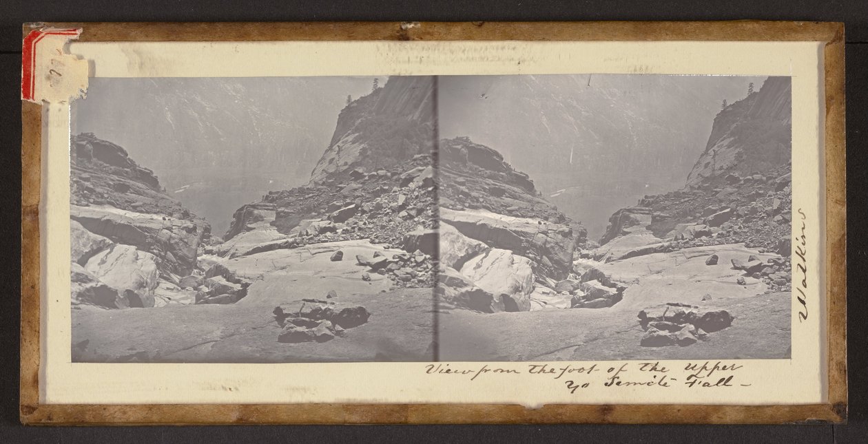 Utsikt från foten av Upper Yo Semite Fall av Carleton Watkins