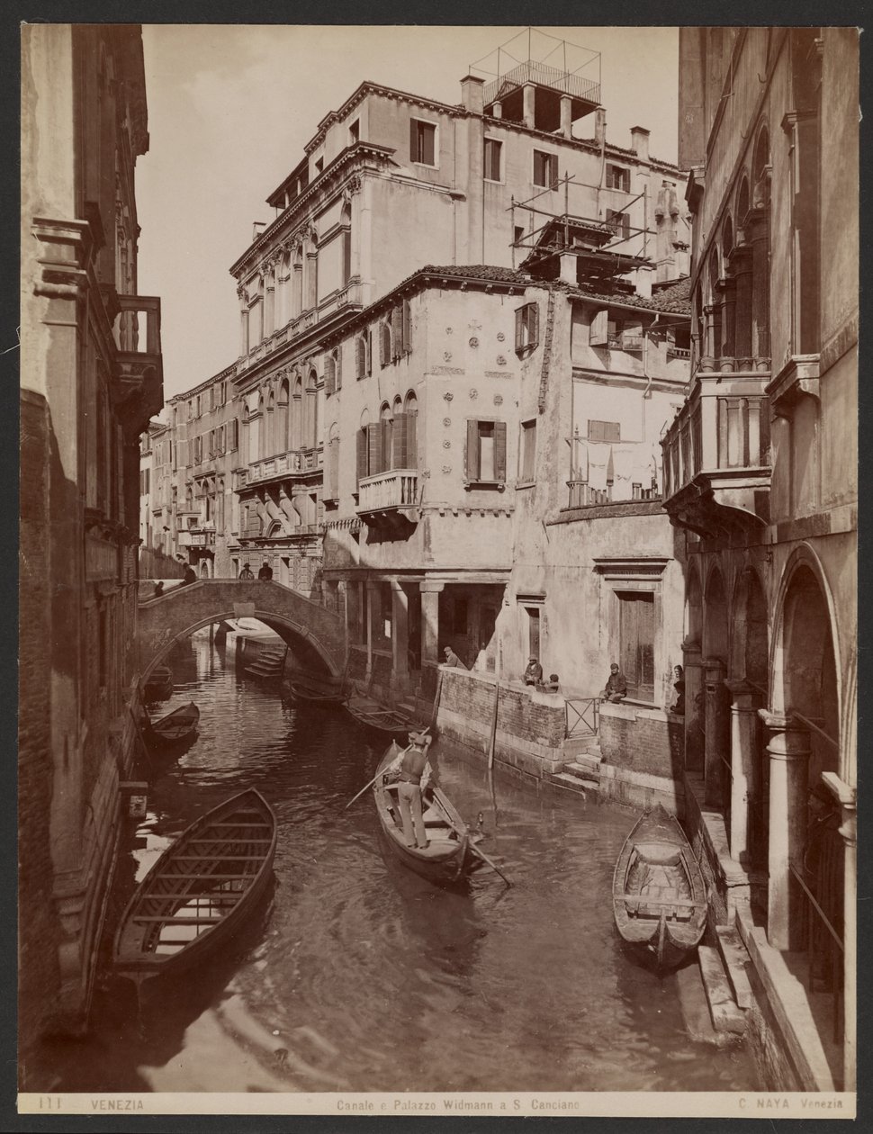 Canal och Widmann Palazzo vid St. Canciano av Carlo Naya