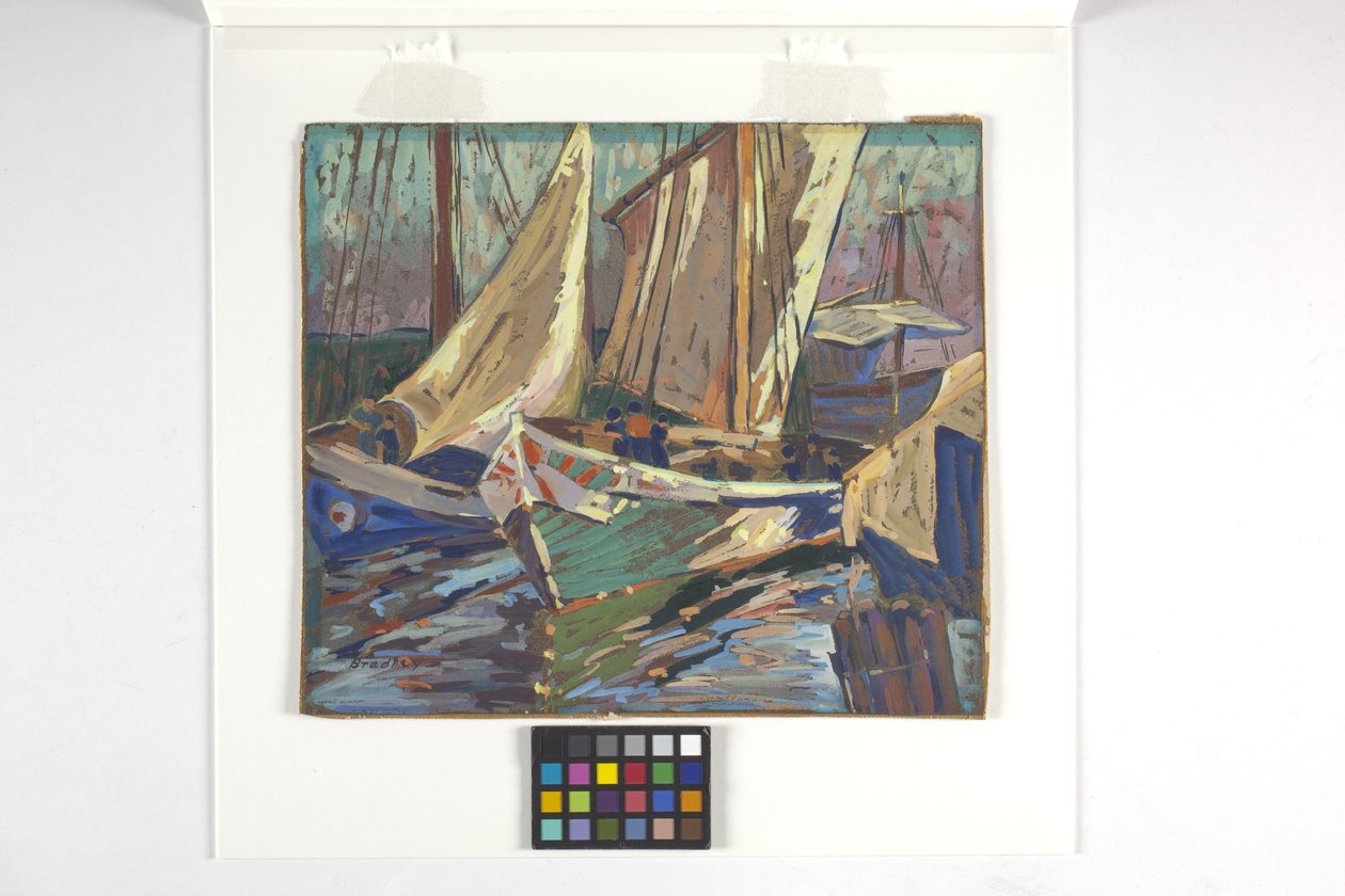 Fiskebåtar i hamnen (gouache på brunt papper) av Carolyn Bradley