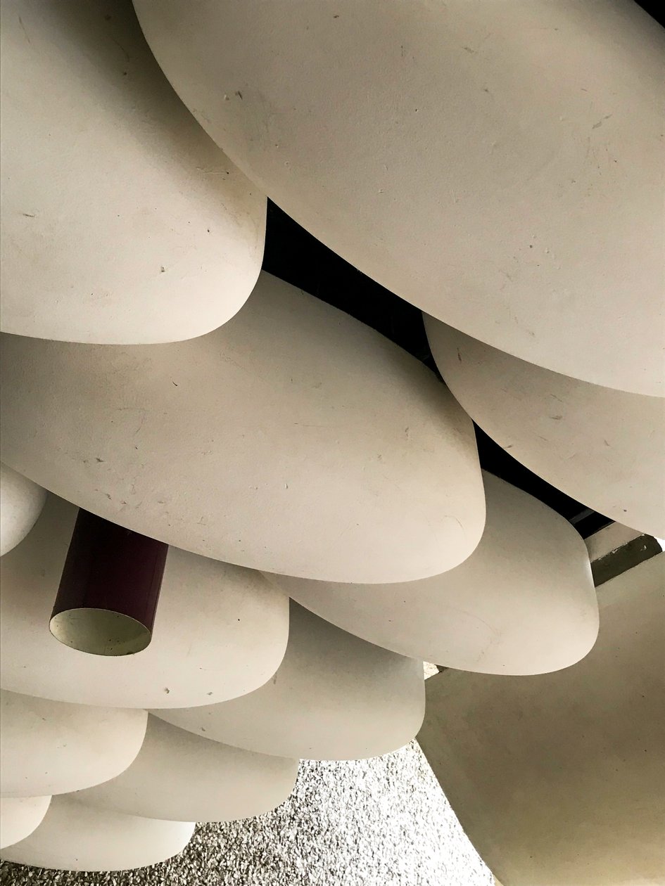 Komposition - Arkitektur - Detaljer, 2019 (foto) av Cécile Jamet