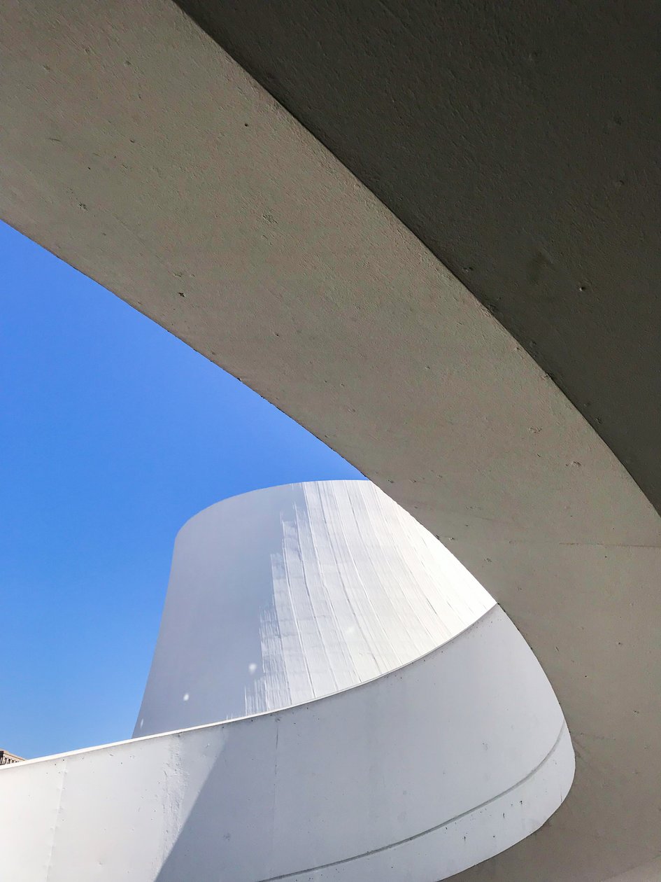 Komposition - Arkitektur - Detaljer, 2019 (foto) av Cécile Jamet