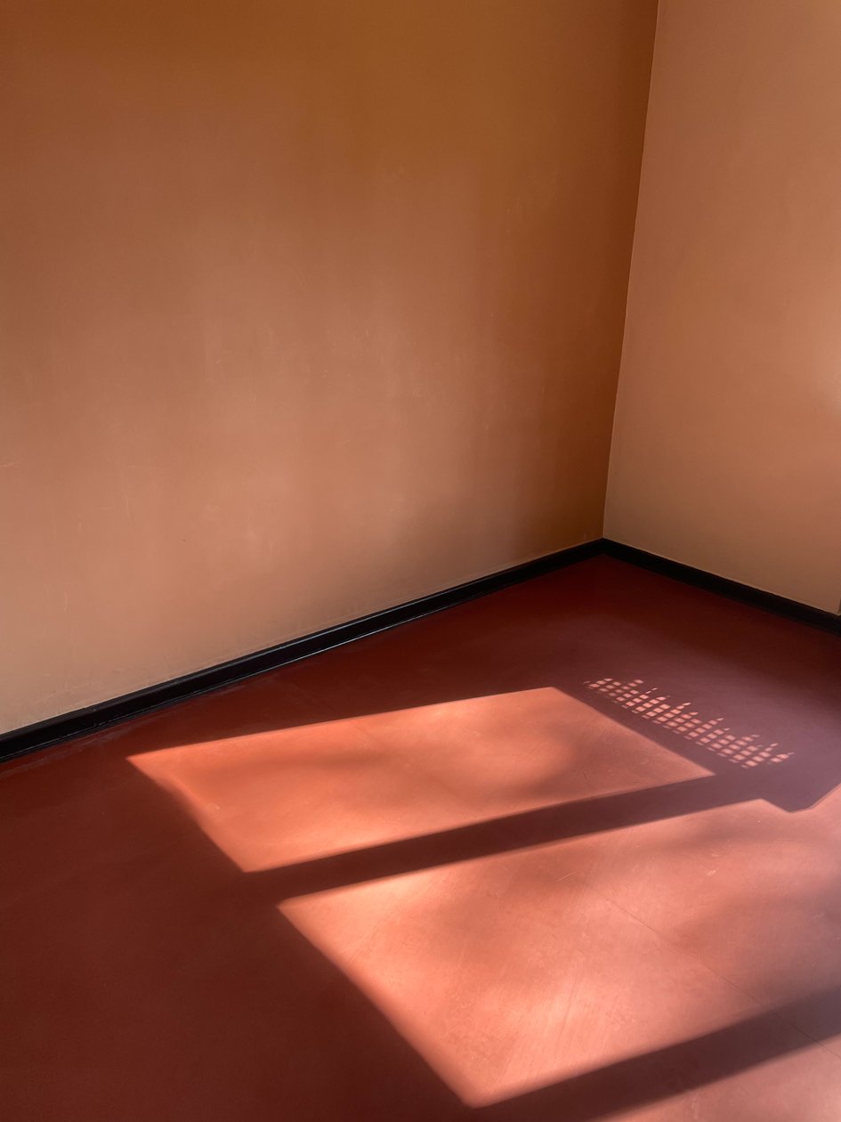 Komposition - Arkitektur - Detaljer, 2024 (foto) av Cécile Jamet